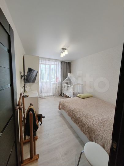 3-к. квартира, 65 м², 4/10 эт.