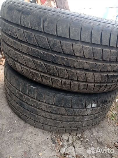 Dunlop SP Sport 2000E 245/45 R17 94