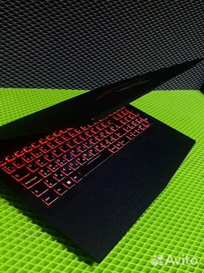 Игровой ноутбук i7/8/128/1TB/GTX 1060 6gb