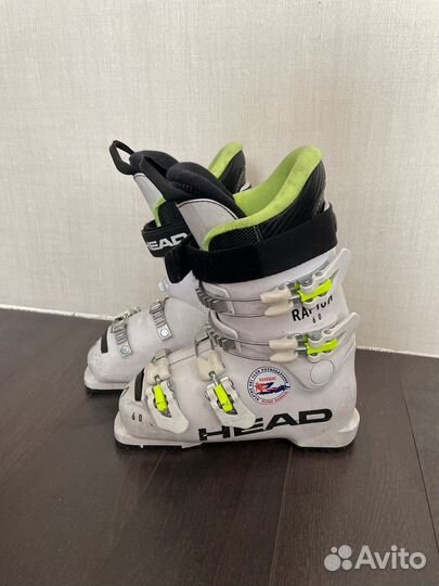 Горнолыжные ботинки