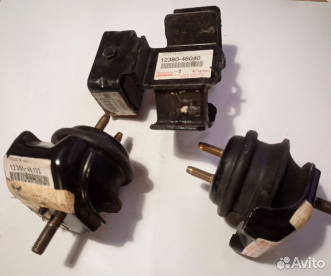 Опоры двигателя 1JZ/2JZ 1236046122, 12360-46122