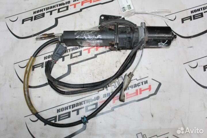 Моторчик стояночного тормоза jaguar XF CC9 X250 C2