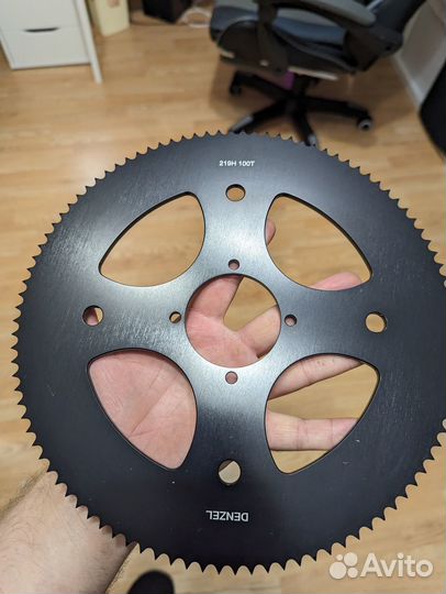 Центральный электродвигатель для мопеда, скутера