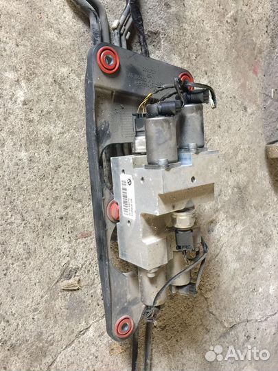 Клапана управления Dynamic Drive 6782737. Блок кла