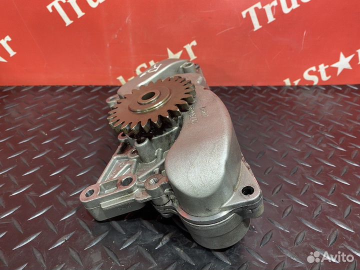 Насос масляный