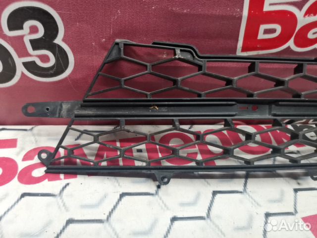 Решетка бампера передний LADA Vesta