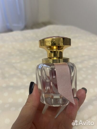 Artistry flora chic Парфюмированная вода