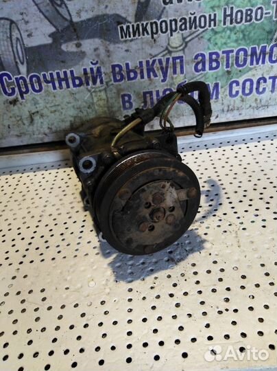 Компрессор кондиционера Peugeot 406