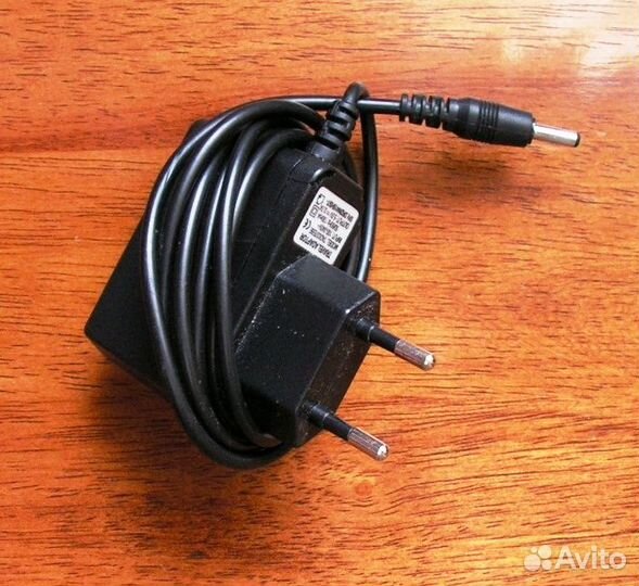 Зарядное устройство