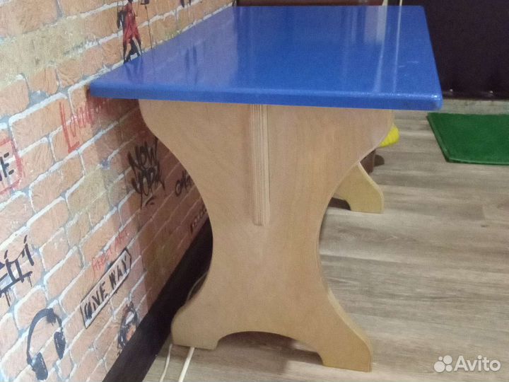 Детский стол