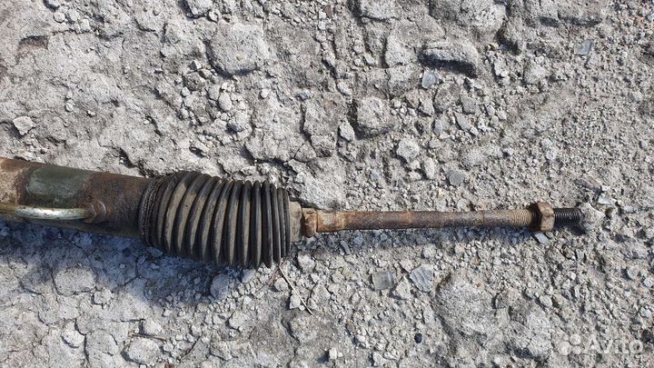 Рулевая рейка Nissan liberty