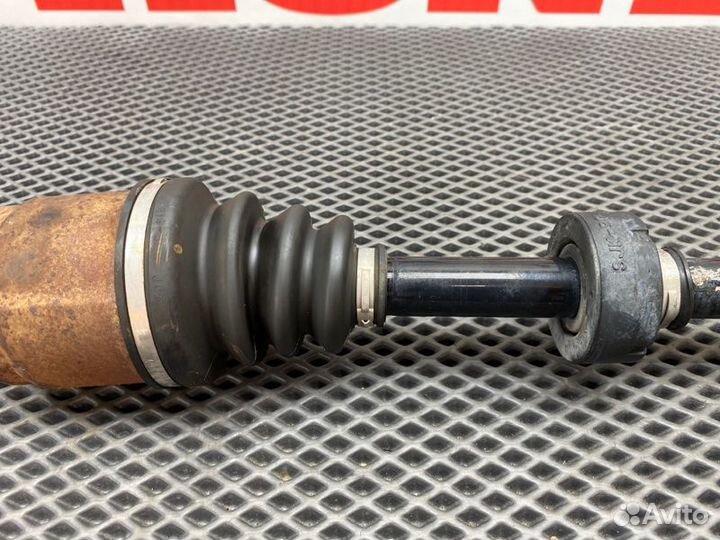 Привод (полуось) в сборе передний левый Honda