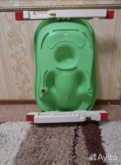 Ванночка для купания на подставке