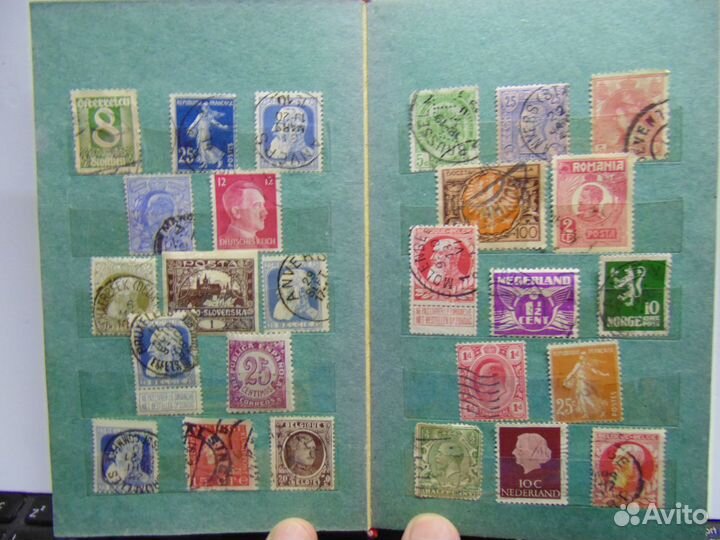 Альбом с марками. Старые Марки мира. 60