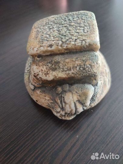 Сувенир фигура дольмена