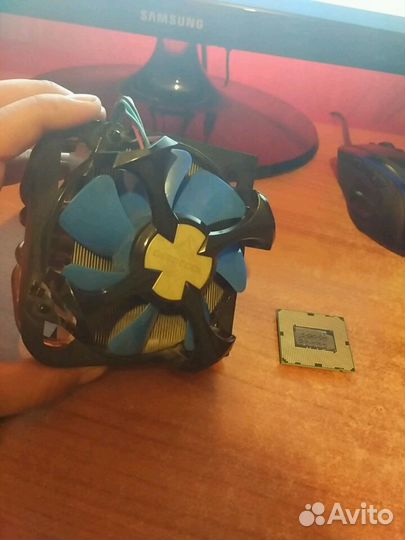 Процессор Intel i5 2400+ кулер