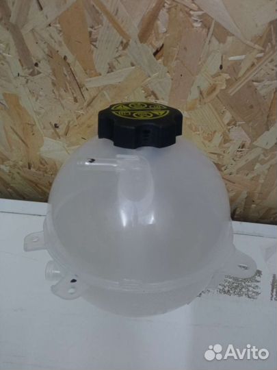 Бачок расширительный chevrolet malibu9