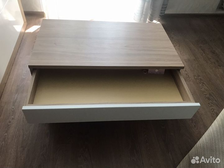 Журнальный стол