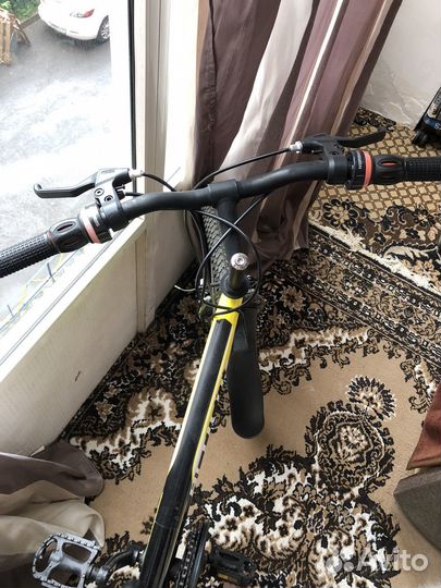 Велосипед подростковый новый почти