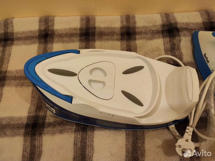 Парогенератор tefal SV6038E0 белый/голубой