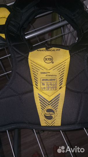 Хоккейный нагрудник детский