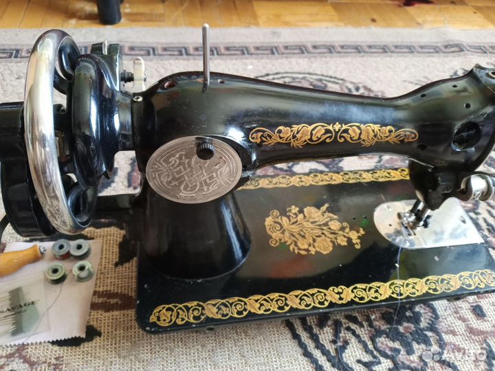 Швейная машинка 50-го года