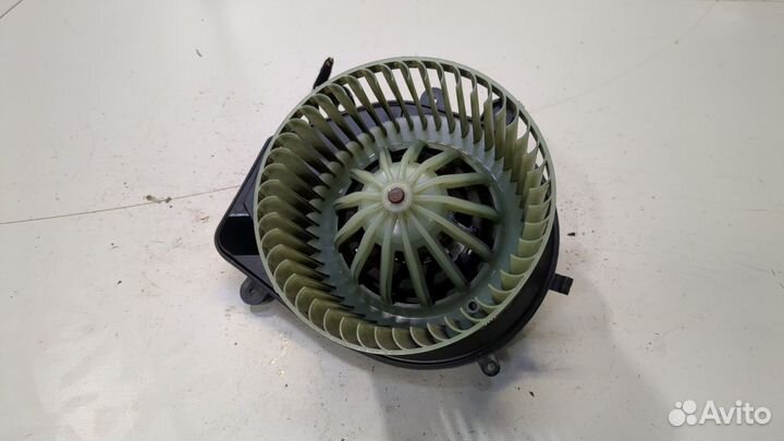 Двигатель отопителя Volkswagen Passat 5, 2001