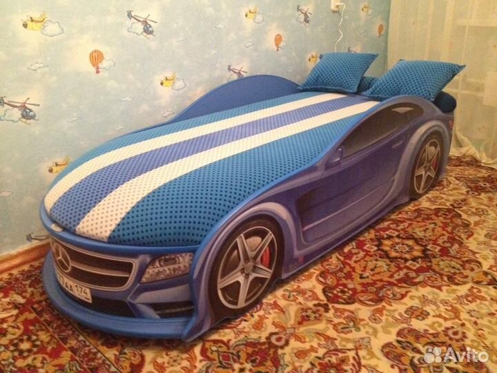 Кровать машина