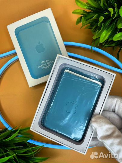 Магнитный кошелек-картхолдер Apple iPhone Leather