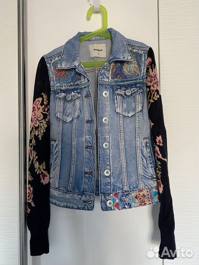 Джинсовая куртка desigual