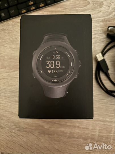 Часы suunto ambit 3