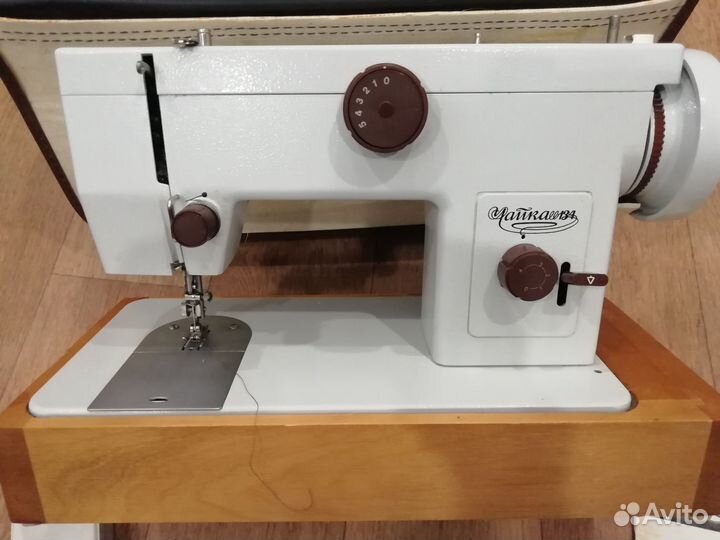 Швейная машинка чайка 134