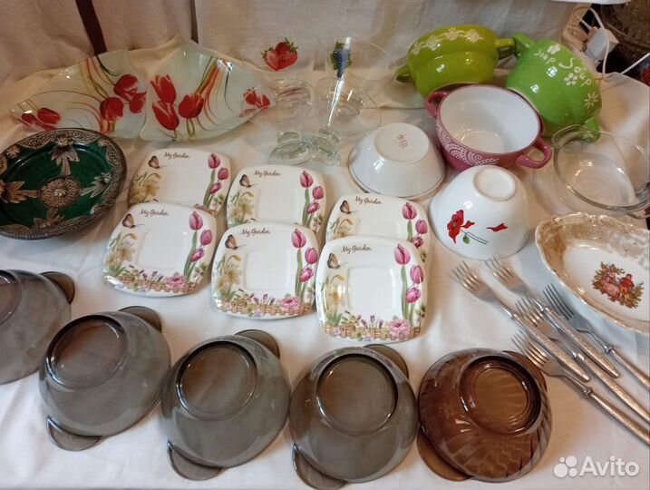 Посуда, чайные пары, салатники, хрусталь