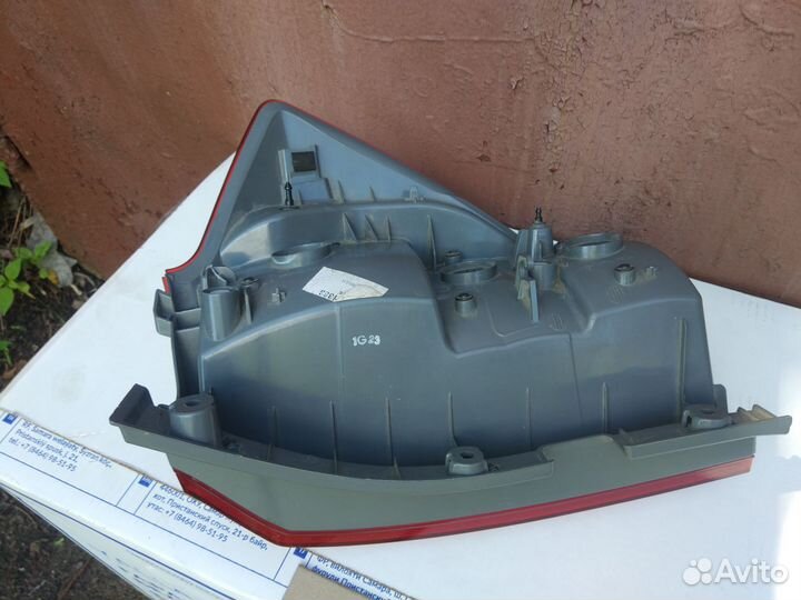 Фонарь задний левый Kia ceed универсал 10-12г ориг