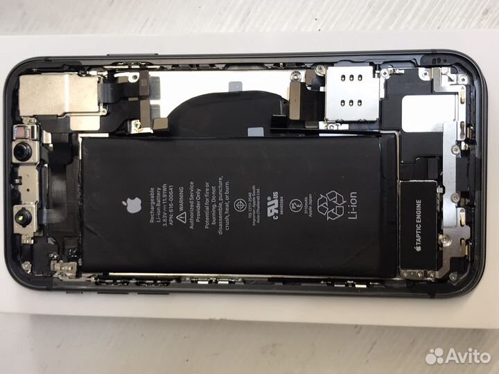 iPhone 11 корпус