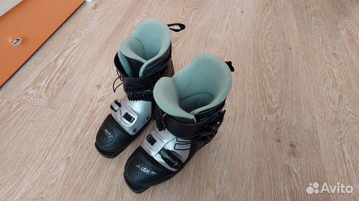 Горнолыжные ботинки