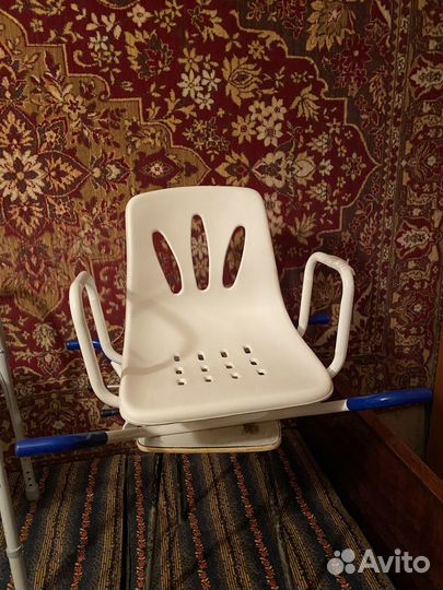 Кресло для ванной