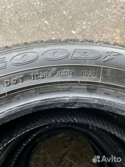 Goodyear UltraGrip Ice+ 215/55 R17