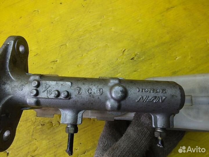 Главный тормозной цилиндр