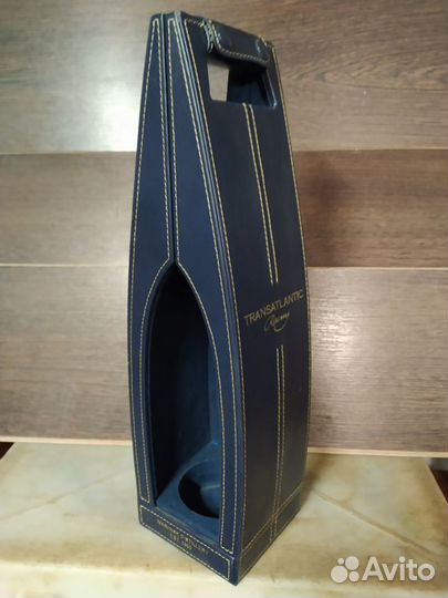 Кожаный кейс от водки 