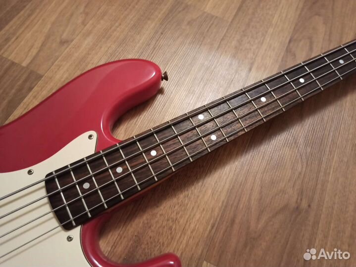 Squier Jazz Bass