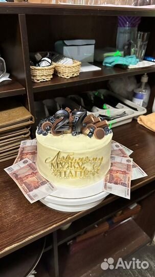 Торты на заказ,бенто,капкейки,меренговый рулет