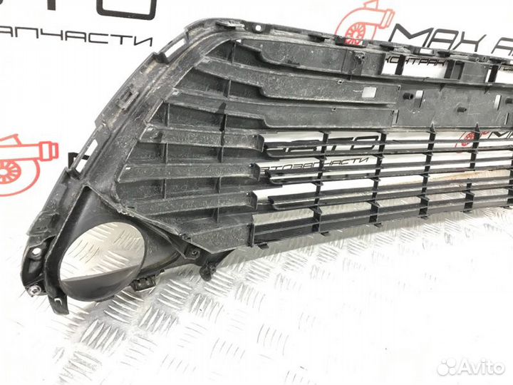 Б/У решетка радиатора передний Toyota Camry ASV50