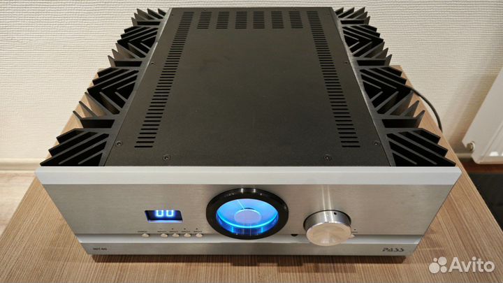 Интегральный усилитель Pass Labs INT-60