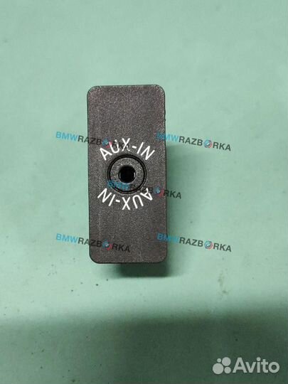 Разъем AUX / USB BMW 3 F30/F31/F34 F30 2015