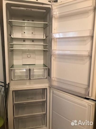 Холодильник hotpoint ariston