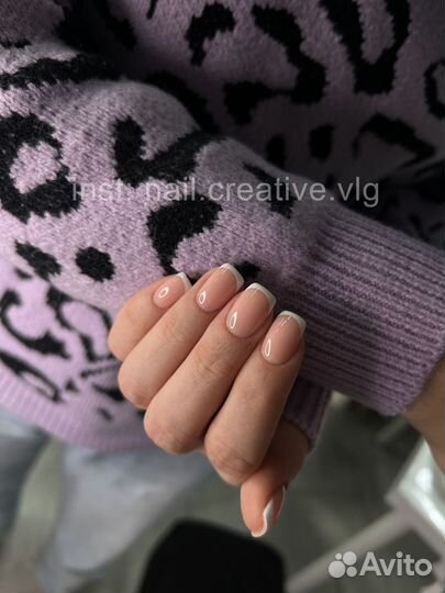 Маникюр и педикюр в салоне красоты NailCreative