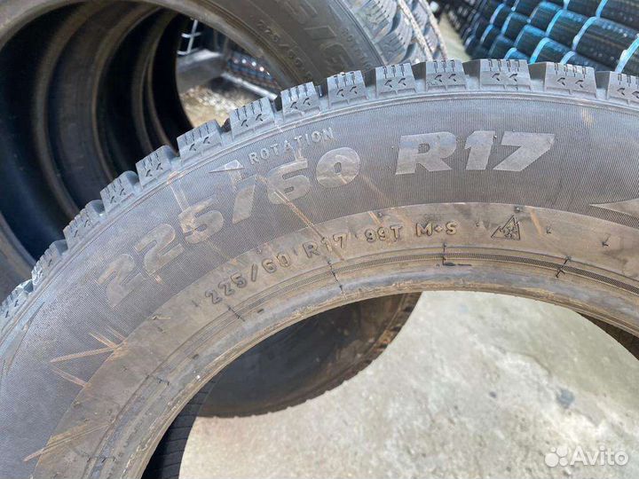 Pirelli Formula Ice 225/60 R17 99T