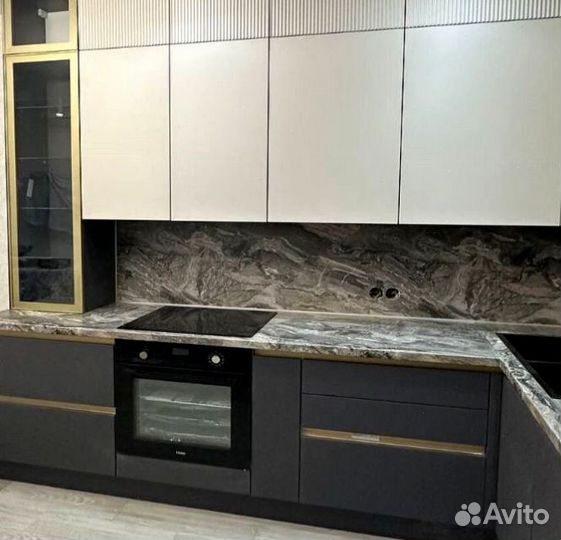 Кухонный гарнитур новый