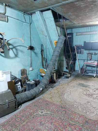 Гараж, > 30 м²